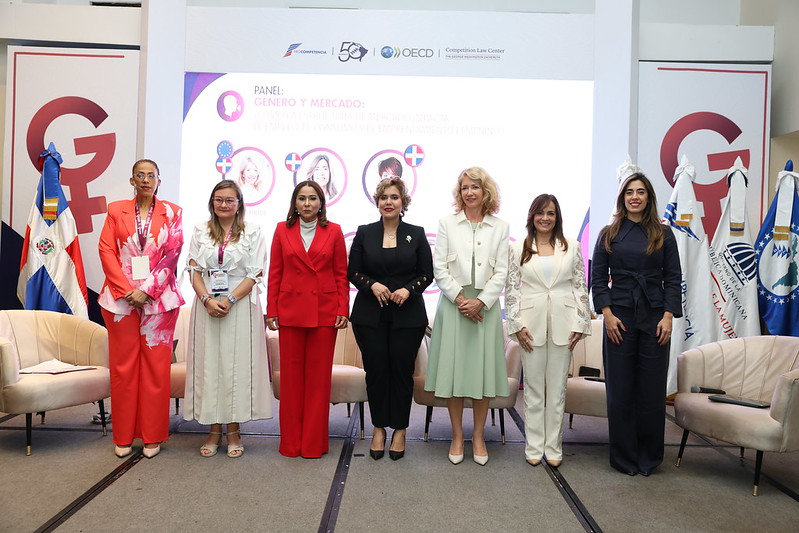 54622403541_b24130f774_c